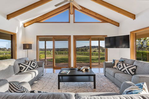 Simon Tolley Lodge - Accommodation QLD 0