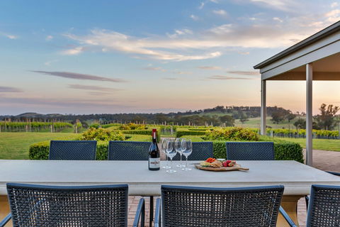 Simon Tolley Lodge - Accommodation QLD 2