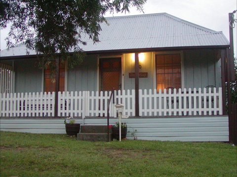 Tinonee Cottages - Accommodation QLD 0