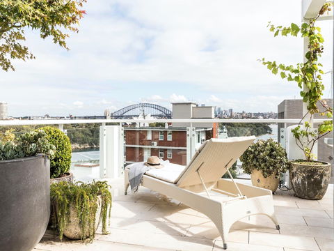 Wylde St Penthouse - Accommodation QLD 2