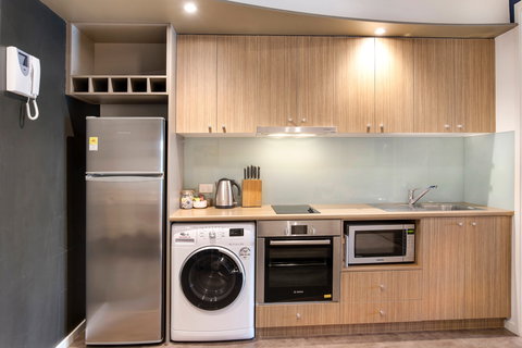 350 Sur La Plage At The Waves - Accommodation QLD 2