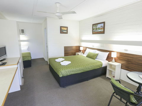 7th Street Motel - Accommodation QLD 0