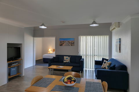 Amalfi Resort  Busselton - Accommodation QLD 2
