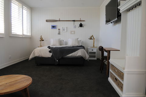 Anchor Geelong - Accommodation QLD 1