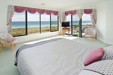 Bayside Beauty - Accommodation QLD 1
