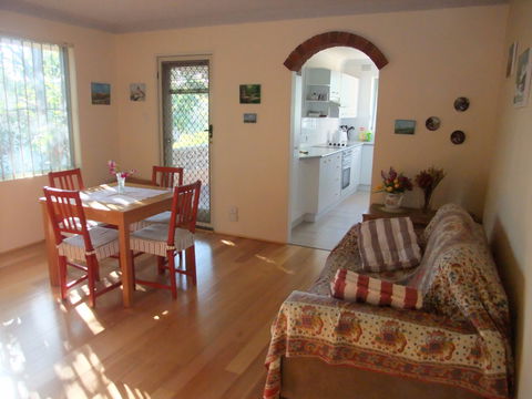 Beach Stay Dee Why - Accommodation QLD 0