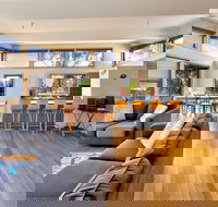 Beachcomber House - Accommodation QLD