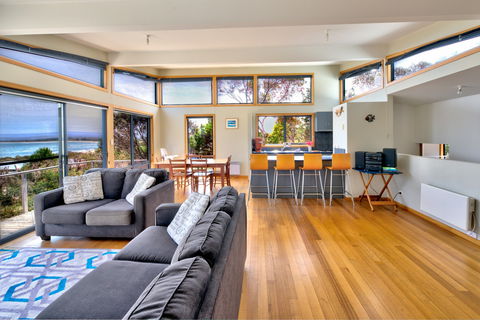 Beachcomber House - Accommodation QLD 0