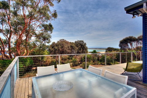Beachcomber House - Accommodation QLD 1