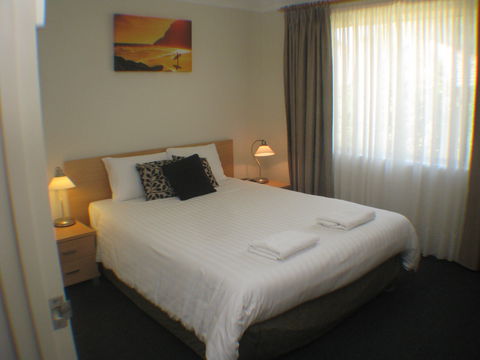 Beaches Serviced Apartments - Accommodation QLD 1