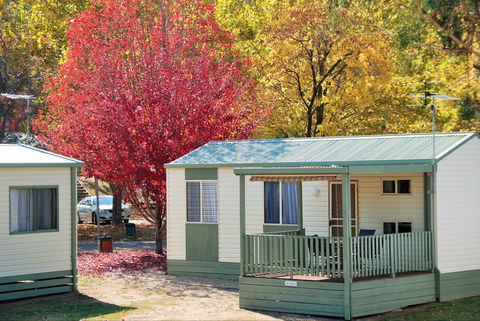 Beechworth Lake Sambell Caravan Park - Accommodation QLD 2