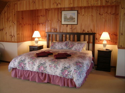 Celestine House - Accommodation QLD 2