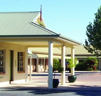 Country Gardens Motor Inn - Accommodation QLD
