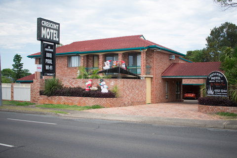 Crescent Motel - Accommodation QLD 0