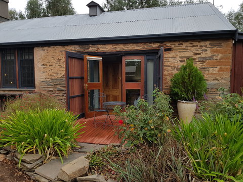 Cypress Studio - Mintaro - Accommodation QLD 0