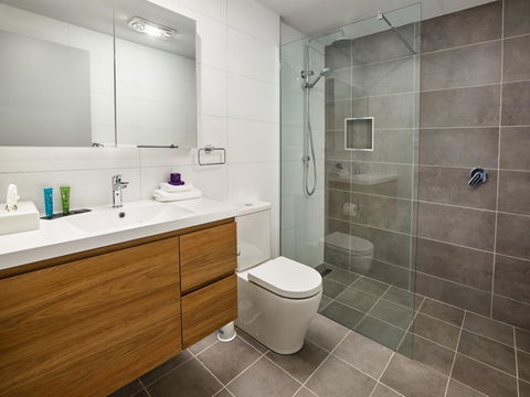 East Maitland Executive Apartments - Accommodation QLD 2
