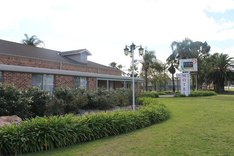 Exies Bagtown Motel - Accommodation QLD 2