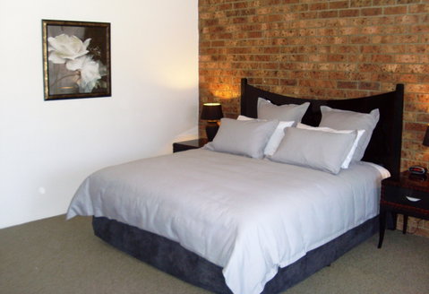 Federation Motor Inn - Accommodation QLD 2