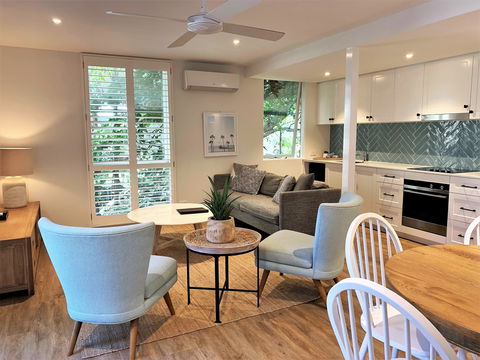 Hastings Beach Houses, The - Accommodation QLD 2