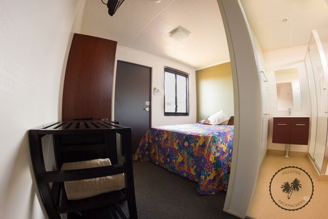 Hillston Backpackers - Accommodation QLD 0