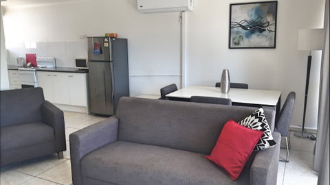 Jadran Motel And El Jays Holiday Lodge - Accommodation QLD 2