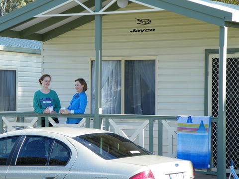 Lake Hamilton Motor Village And Caravan Park - Accommodation QLD 0