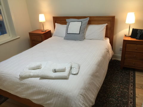 MacDonnell House, Naracoorte - Accommodation QLD 2