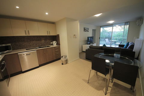 Mantra Aqua Resort - Accommodation QLD 2