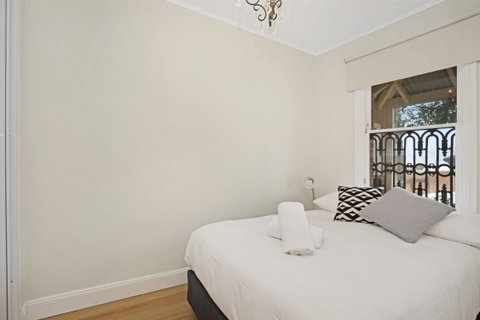 Newcastle Executive Homes - Oceanview Terrace - Accommodation QLD 1