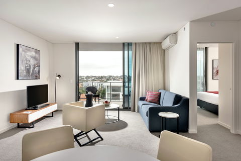Ramada By Wyndham Vetroblu Scarborough Beach - Accommodation QLD 2