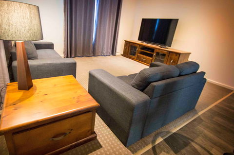River View Rest - Accommodation QLD 2