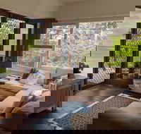 River Vida family size holiday home - Accommodation QLD