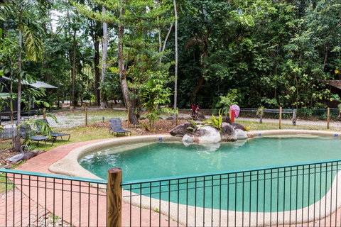 Safari Lodge - Accommodation QLD 1