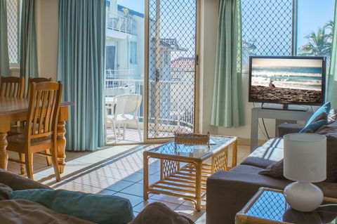 Sandcastles On Currumbin Beach - Accommodation QLD 1