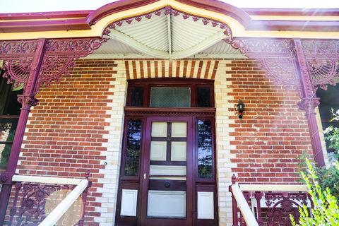 Seppelt Vine Lodge - Accommodation QLD 1