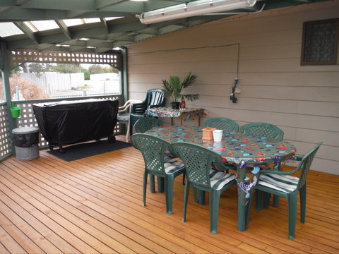 Shore Is Nice - Accommodation QLD 1