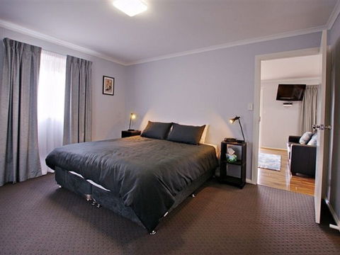 Starline Alpaca Farm Stay - Accommodation QLD 0