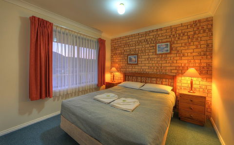 Talbingo Tourist Caravan Park - Accommodation QLD 0