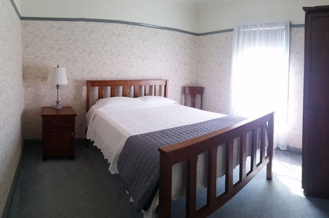 Wagga Wagga Country Cottages - Accommodation QLD 1