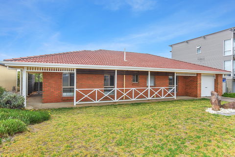 34 Newell Avenue, Middleton - Accommodation QLD 2