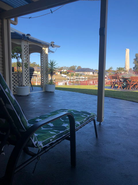 Absolute Waterfront Oasis - Accommodation QLD 1