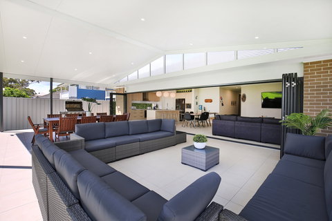 Adriatic - Accommodation QLD 0