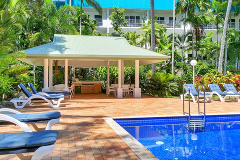 Agincourt Beachfront Apartments - Accommodation QLD 2