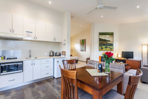 Aireys Inlet Getaway Resort - Accommodation QLD 1