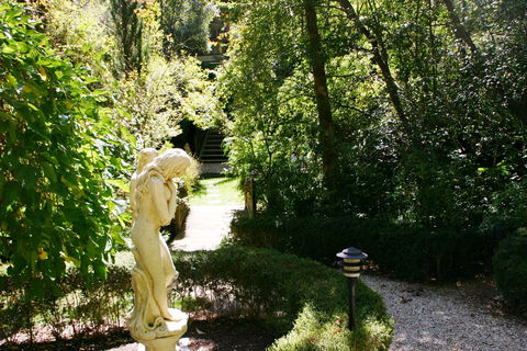 Aldgate Lodge Bed & Breakfast - Accommodation QLD 0