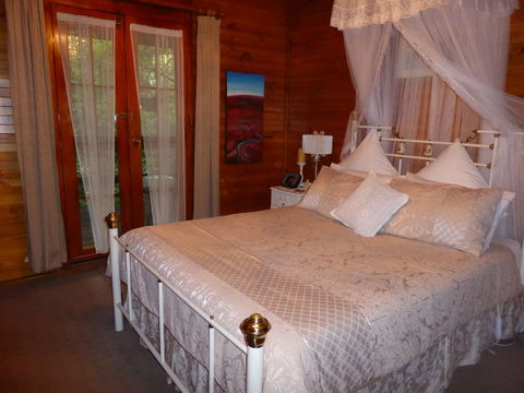 Aldgate Lodge Bed & Breakfast - Accommodation QLD 1