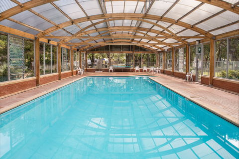 Amblin Holiday Park - Accommodation QLD 2