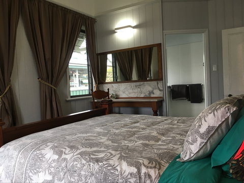 Area 51 Warwick - Accommodation QLD 2