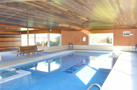 Bell Tower Inn - Accommodation QLD 1