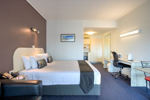 Best Western Zebra Motel - Accommodation QLD 1
